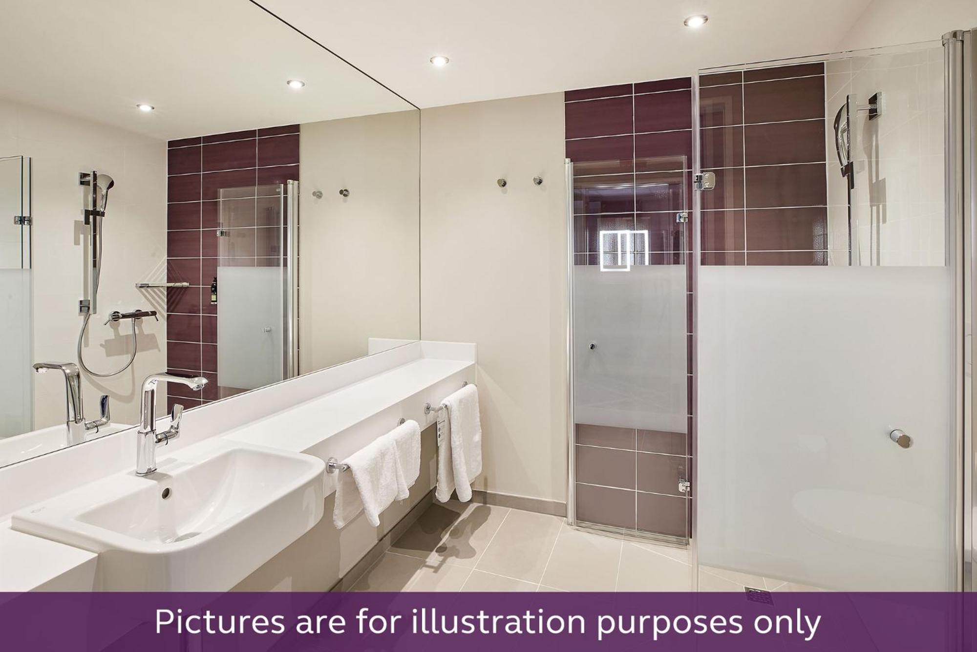 Premier Inn Muenchen Messe Haar  Exterior photo